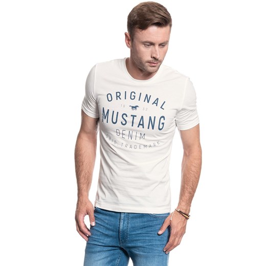 MUSTANG TSHIRT Alex C Print CLOUD DANCER 1010716 2020 ze sklepu YouNeedit.pl w kategorii T-shirty męskie - zdjęcie 180295028