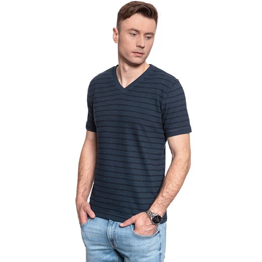 MĘSKI T-SHIRT MUSTANG ALEX V STRIPE 1009954 11834 Mustang M YouNeedit.pl