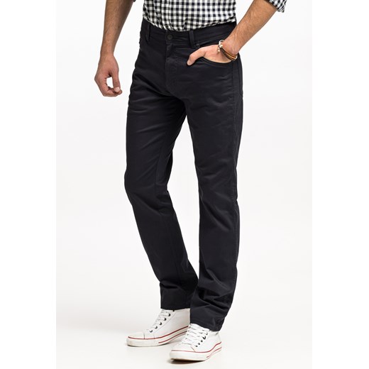 WRANGLER TEXAS SLIM MĘSKIE SPODNIE JEANSOWE JEANSY DARK NAVY W12SEAXAE 112330702 ze sklepu YouNeedit.pl w kategorii Jeansy męskie - zdjęcie 180297529