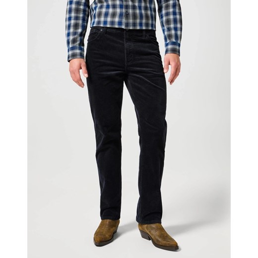 WRANGLER TEXAS MĘSKIE SPODNIE SZTRUKSOWE BLACK 112356789 W121016329 ze sklepu YouNeedit.pl w kategorii Jeansy męskie - zdjęcie 180299139