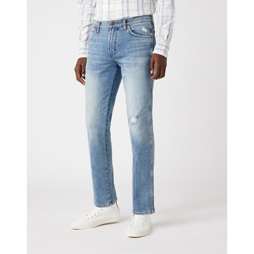 SPODNIE MĘSKIE WRANGLER GREENSBORO DUSTY LIGHT W15Q59308 112126836 ze sklepu YouNeedit.pl w kategorii Jeansy męskie - zdjęcie 180300389