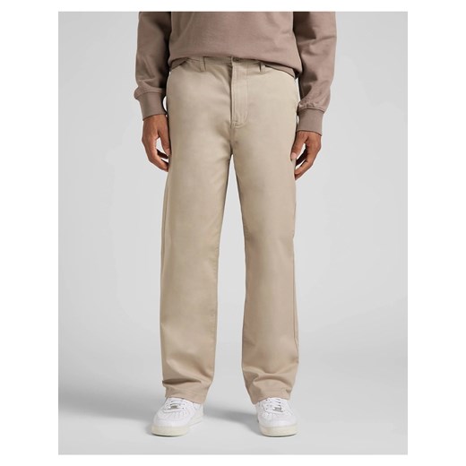 LEE MĘSKIE SPODNIE MATERIAŁOWE LEE RELAXED CHINO STONE L70XTY58 112145506 ze sklepu YouNeedit.pl w kategorii Spodnie męskie - zdjęcie 180301018