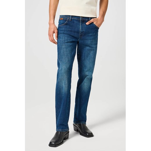 WRANGLER MĘSKIE SPODNIE JEANSOWE TEXAS AZURE FADE 112356864 W121017435 ze sklepu YouNeedit.pl w kategorii Jeansy męskie - zdjęcie 180301066