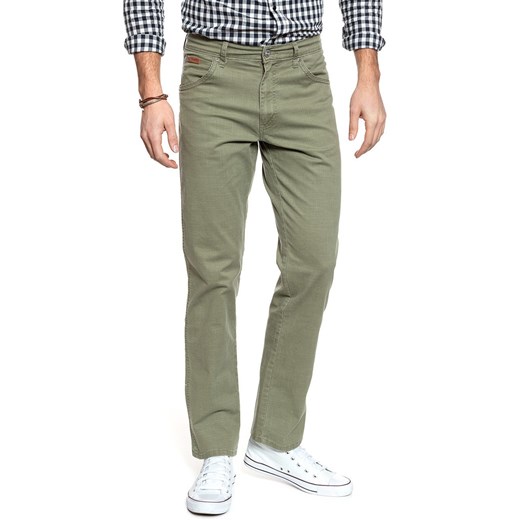 WRANGLER SPODNIE MĘSKIE TEXAS MOSS GREEN W12197330 112126078 ze sklepu YouNeedit.pl w kategorii Spodnie męskie - zdjęcie 180301817