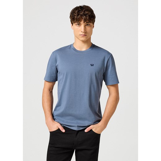 WRANGLER MĘSKA KOSZULKA SIGN OFF TEE GRISALLIE 112357301 W7NM008823 ze sklepu YouNeedit.pl w kategorii T-shirty męskie - zdjęcie 180302527