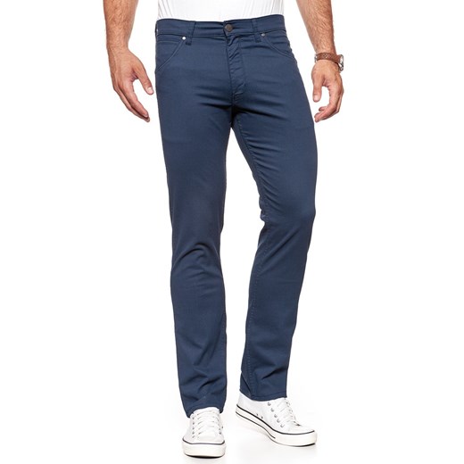 WRANGLER SPODNIE MĘSKIE GREENSBORO NAVY W15QGE114 112126910 ze sklepu YouNeedit.pl w kategorii Spodnie męskie - zdjęcie 180308119