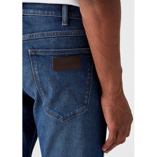 WRANGLER MĘSKIE SPODNIE JEANSOWE WRANGLER GREENSBORO BLUE ARCADE W15QYL31Q Wrangler W44 L32 YouNeedit.pl