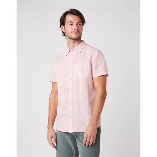 KOSZULA MĘSKA WRANGLER SS 1PKT SHIRT SILVER PINK W5J7LOXTU 112130192 ze sklepu YouNeedit.pl w kategorii Koszule męskie - zdjęcie 180317768