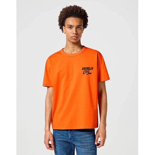 WRANGLER CASEY GRAPHIC TEE MĘSKA KOSZULKA T-SHIRT RED ORANGE 112357364 W7U4012210 ze sklepu YouNeedit.pl w kategorii T-shirty męskie - zdjęcie 180320748