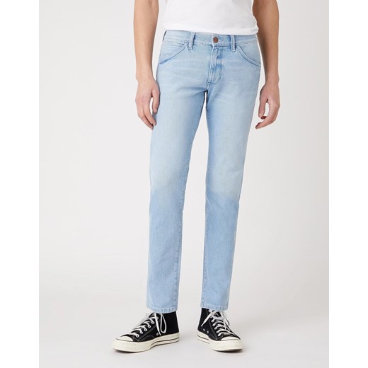 SPODNIE MĘSKIE WRANGLER BRYSON CLEAR BLUE W14XZH280 112126764 ze sklepu YouNeedit.pl w kategorii Jeansy męskie - zdjęcie 180322119