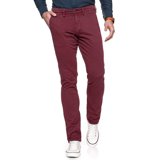 MUSTANG SPODNIE MĘSKIE Classic Chino CHOCOLATE TRUFFLE 1006674 7140 ze sklepu YouNeedit.pl w kategorii Spodnie męskie - zdjęcie 180323777