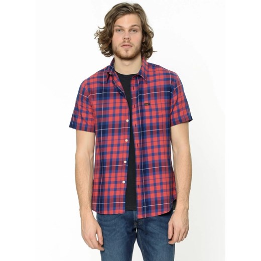 LEE SS SHIRT MĘSKA KOSZULA KRÓTKI RĘKAW VIBRANT RED L875JPSK ze sklepu YouNeedit.pl w kategorii Koszule męskie - zdjęcie 180323845