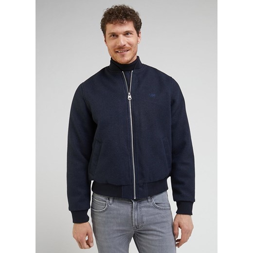 LEE MĘSKA KURTKA WOOL BOMBER JACKET SKY CAPTAIN 112341652 L87E016371 ze sklepu YouNeedit.pl w kategorii Kurtki męskie - zdjęcie 180323889