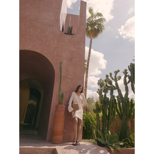 Mohito - Koronkowa sukienka mini - kremowy Mohito 34 Mohito