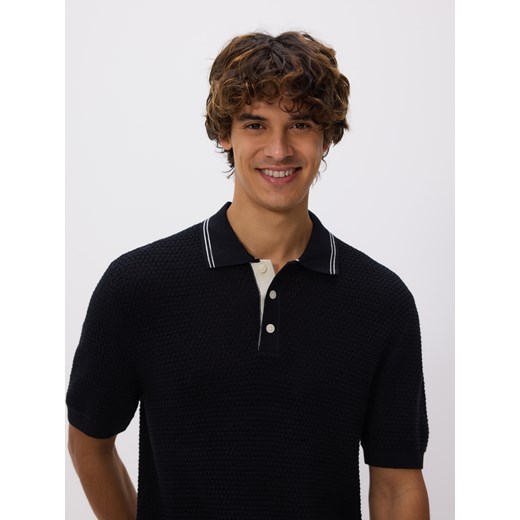 Reserved - Strukturalny sweter polo - czarny ze sklepu Reserved w kategorii T-shirty męskie - zdjęcie 180340759