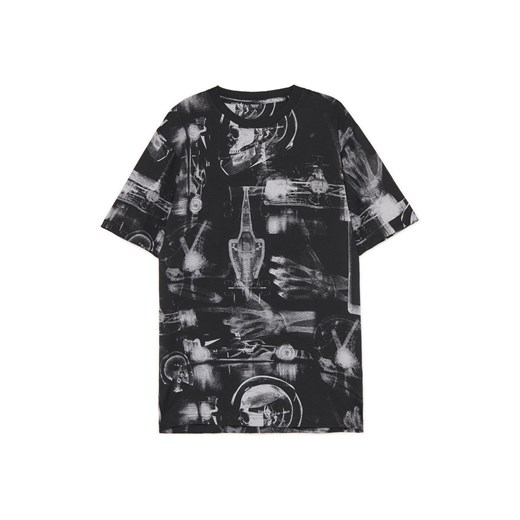 Cropp - Czarny T-shirt z motoryzacyjnym motywem - czarny ze sklepu Cropp w kategorii T-shirty męskie - zdjęcie 180348315