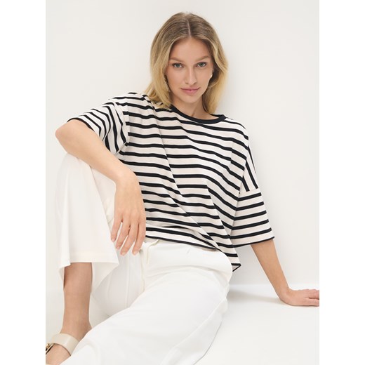 Mohito - T-shirt z grubej bawełny - kremowy ze sklepu Mohito w kategorii Bluzki damskie - zdjęcie 180355189