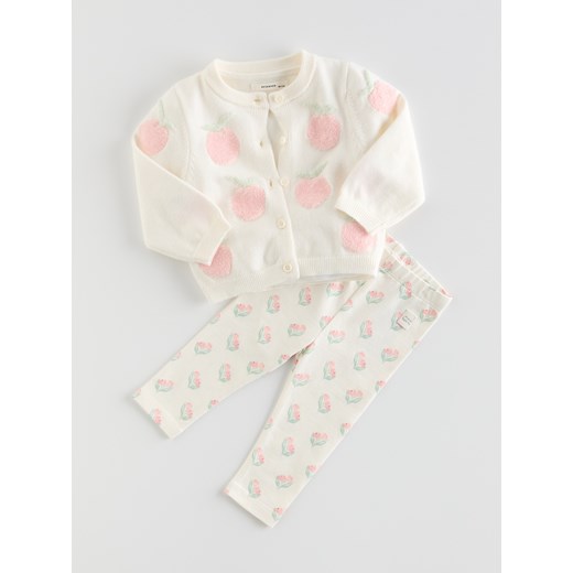 Reserved - Kardigan z wiskozą - złamana biel Reserved 74 (6-9 m.) Reserved