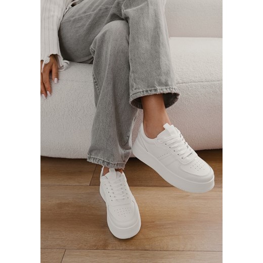 Białe Klasyczne Sneakersy Vices na Grubej Podeszwie Torira ze sklepu born2be.pl w kategorii Buty sportowe damskie - zdjęcie 180368635