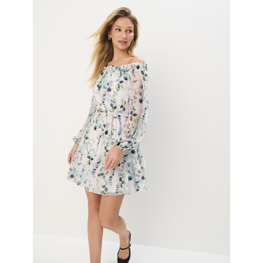 Mohito - Sukienka mini w roślinny print - biały ze sklepu Mohito w kategorii Sukienki - zdjęcie 180380946