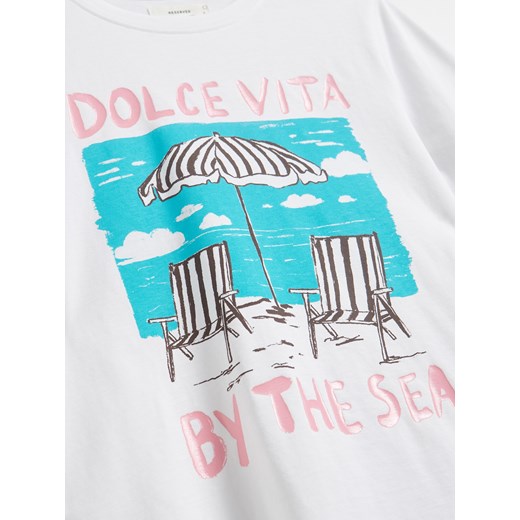 Bluzka damska Reserved z krótkim rękawem biała w stylu młodzieżowym z okrągłym dekoltem wiosenna 