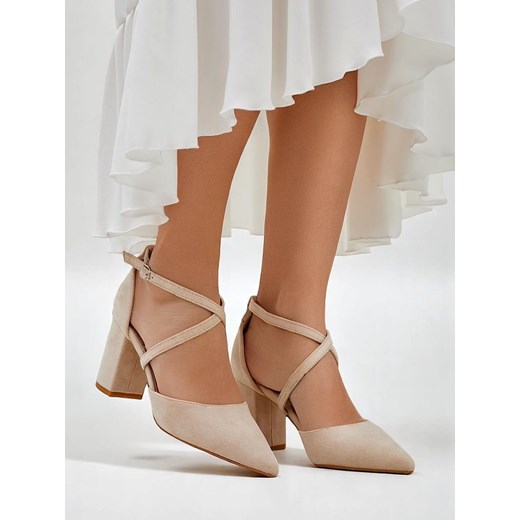 Czółenka Royalfashion.pl eleganckie na obcasie z klamrą wiosenne 