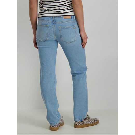 LTB jeansy damskie w miejskim stylu niebieskie 