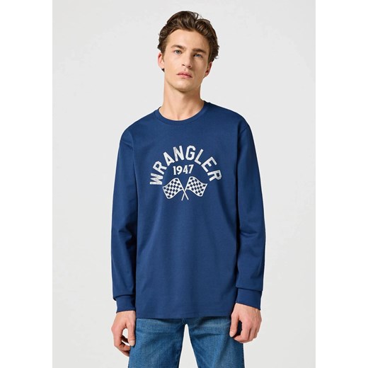 WRANGLER MĘSKA KOSZULKA LS GRAPHIC TEE NAVY 112357447 ze sklepu YouNeedit.pl w kategorii T-shirty męskie - zdjęcie 180396299