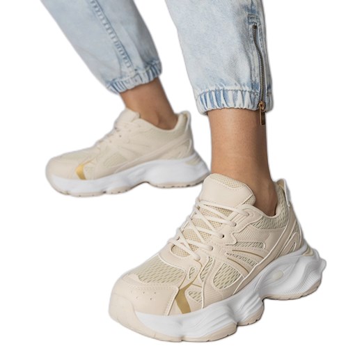 Beżowe sneakersy sportowe na masywnej podeszwie beżowy ze sklepu ButyModne.pl w kategorii Buty sportowe damskie - zdjęcie 180397478