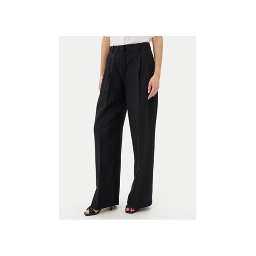 Tommy Hilfiger Spodnie materiałowe WW0WW45460 Czarny Relaxed Fit ze sklepu MODIVO w kategorii Spodnie damskie - zdjęcie 180401835