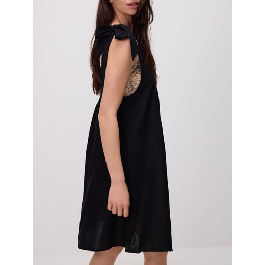 Reserved - Narzutka plażowa z domieszką lnu - czarny Reserved M Reserved