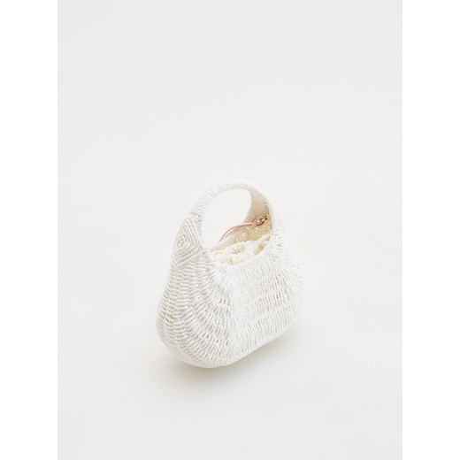 Reserved - Pleciona torebka z zawieszką - biały Reserved ONE SIZE Reserved