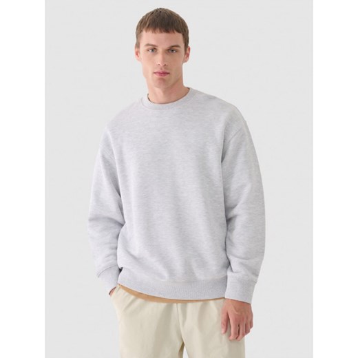 Męska bluza nierozpinana bez kaptura Outhorn OTHWAW24TSWSM1910 - szara ze sklepu Sportstylestory.com w kategorii Bluzy męskie - zdjęcie 180408258