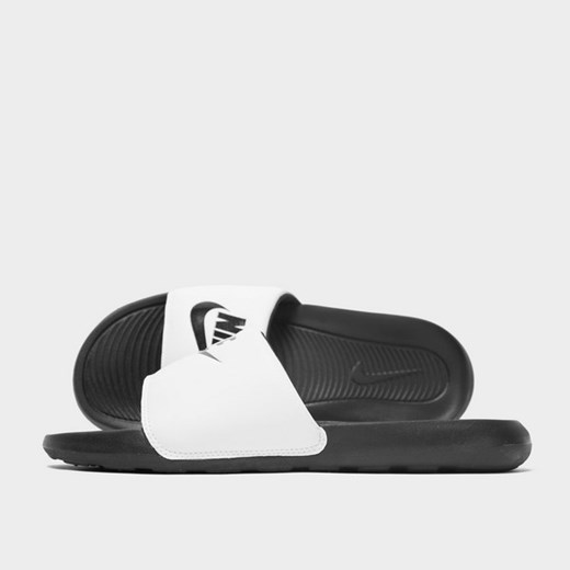 NIKE VICTORI ONE SLIDE ze sklepu JD Sports  w kategorii Klapki męskie - zdjęcie 180441315
