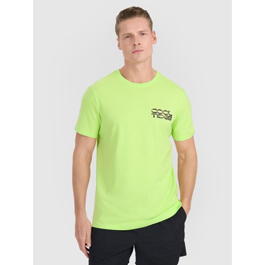 Męski t-shirt z nadrukiem 4F 4FWSS25TTSHM1984 - zielony ze sklepu Sportstylestory.com w kategorii T-shirty męskie - zdjęcie 180442435