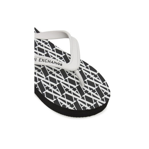 Japonki Armani Exchange XDQ010 XV700 T037 Czarny Armani Exchange 35 MODIVO