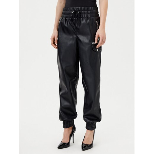 Karl Lagerfeld Jeans Spodnie z imitacji skóry A1W10059 Czarny Regular Fit ze sklepu MODIVO w kategorii Spodnie damskie - zdjęcie 181067625