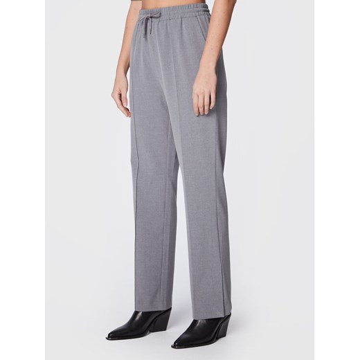Gina Tricot Spodnie materiałowe Rumi Suit 17751 Szary Regular Fit Gina Tricot XS MODIVO