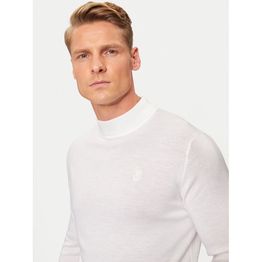 KARL LAGERFELD Golf 655002 544399 Biały Regular Fit ze sklepu MODIVO w kategorii Swetry męskie - zdjęcie 181133318