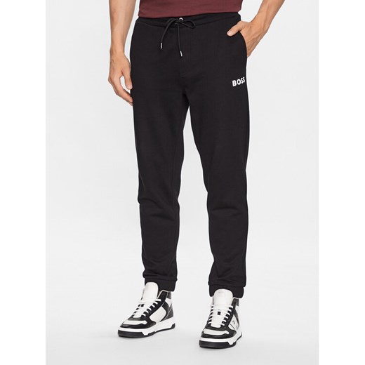 Boss Spodnie dresowe 50486640 Czarny Oversize ze sklepu MODIVO w kategorii Spodnie męskie - zdjęcie 181162435