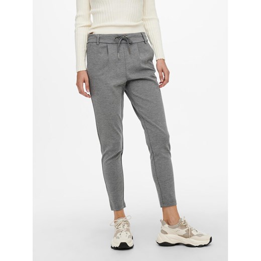 ONLY Spodnie materiałowe Poptrash 15115847 Szary Regular Fit ze sklepu MODIVO w kategorii Spodnie damskie - zdjęcie 181202589