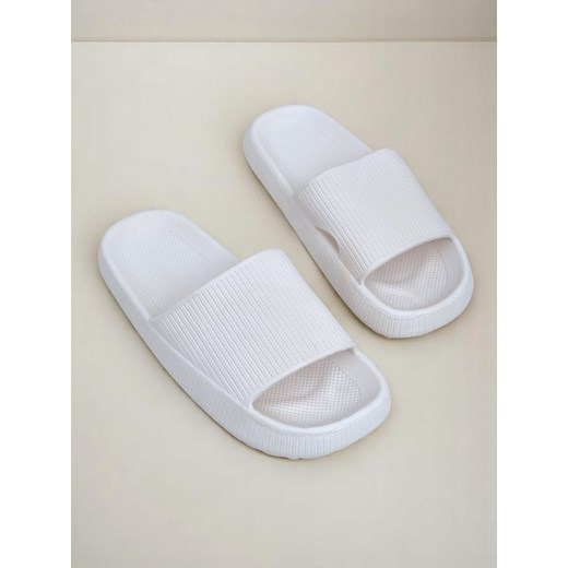 Royalfashion Damskie gumowe klapki Bree Royalfashion.pl 37 royalfashion.pl okazyjna cena
