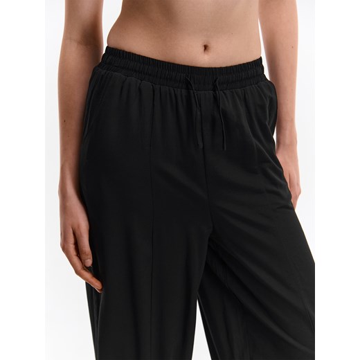 Spodnie damskie czarne Gate w stylu retro 