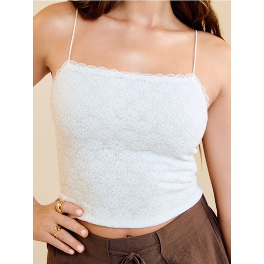 Sinsay - Crop top na cienkich ramiączkach - kremowy ze sklepu Sinsay w kategorii Bluzki damskie - zdjęcie 181241975