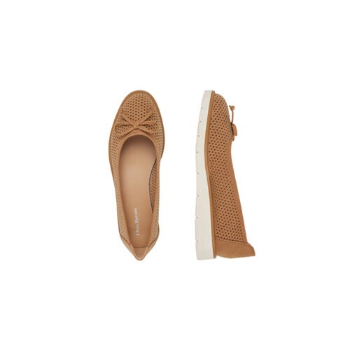 Półbuty Clara Barson WYL3327-5 Beżowy Clara Barson 38 eobuwie.pl