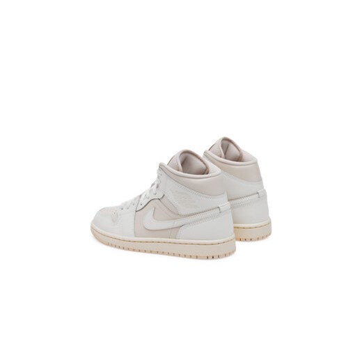 Sneakersy Nike Wmns Air Jordan 1 Mid BQ6472 201 Beżowy Nike 38_5 eobuwie.pl
