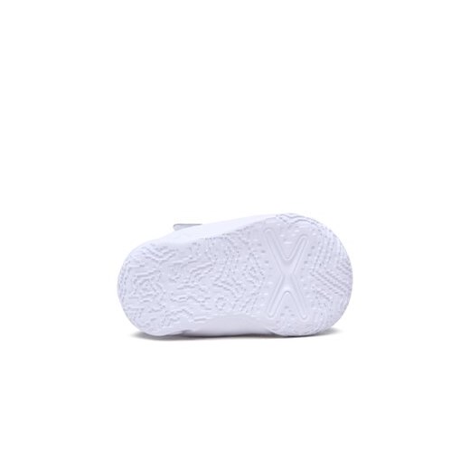 Sneakersy Nike Team Hustle D 10 (Td) CW6737 002 Czarny Nike 18_5 eobuwie.pl