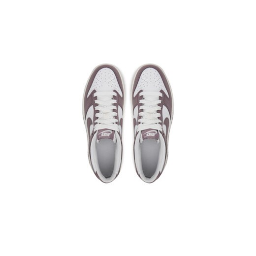 Sneakersy Nike Dunk Low GS IB2887 Biały Nike 37_5 eobuwie.pl
