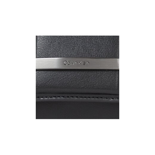 Torebka Calvin Klein Bar Hardware Crossbody K60K611078 Czarny Calvin Klein 00 eobuwie.pl