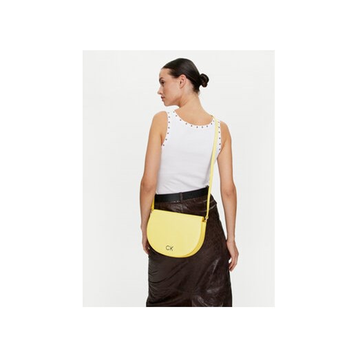Torebka Calvin Klein Ck Daily Saddle Bag Pebble K60K611679 Żółty Calvin Klein 00 eobuwie.pl